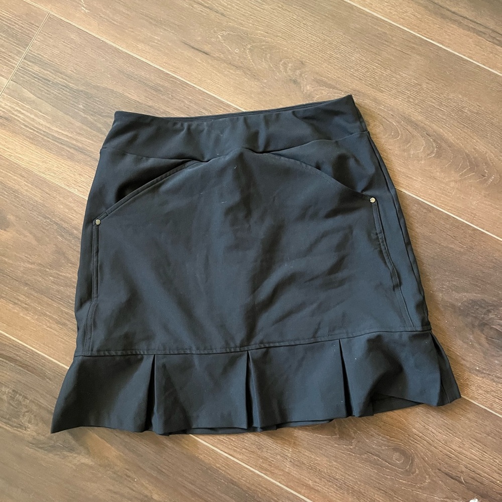 Golfing Black Skirt